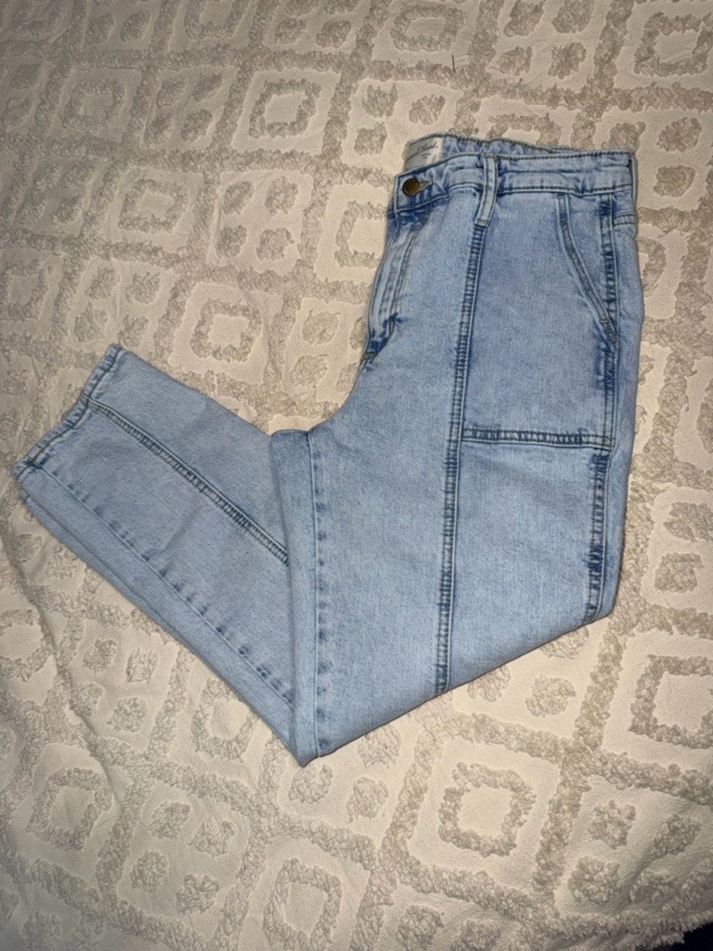 Light Wash Universal Thread Denim Utility Jeans Size 10/30R        #501